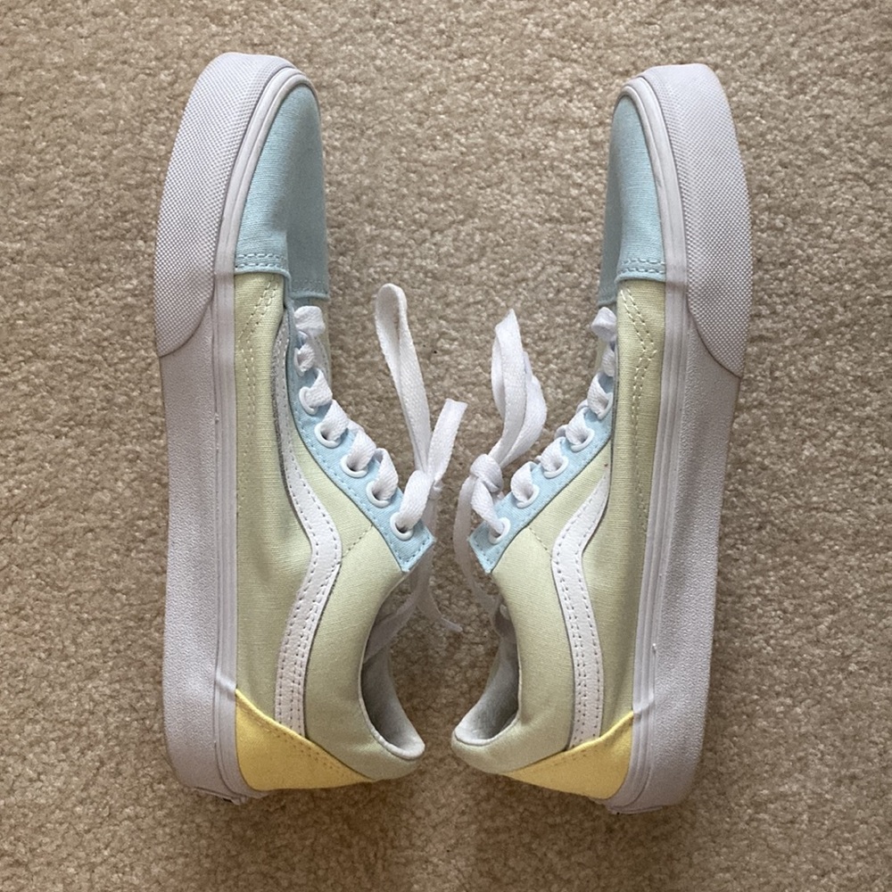 Colorblock Vans - Picture 5 of 9